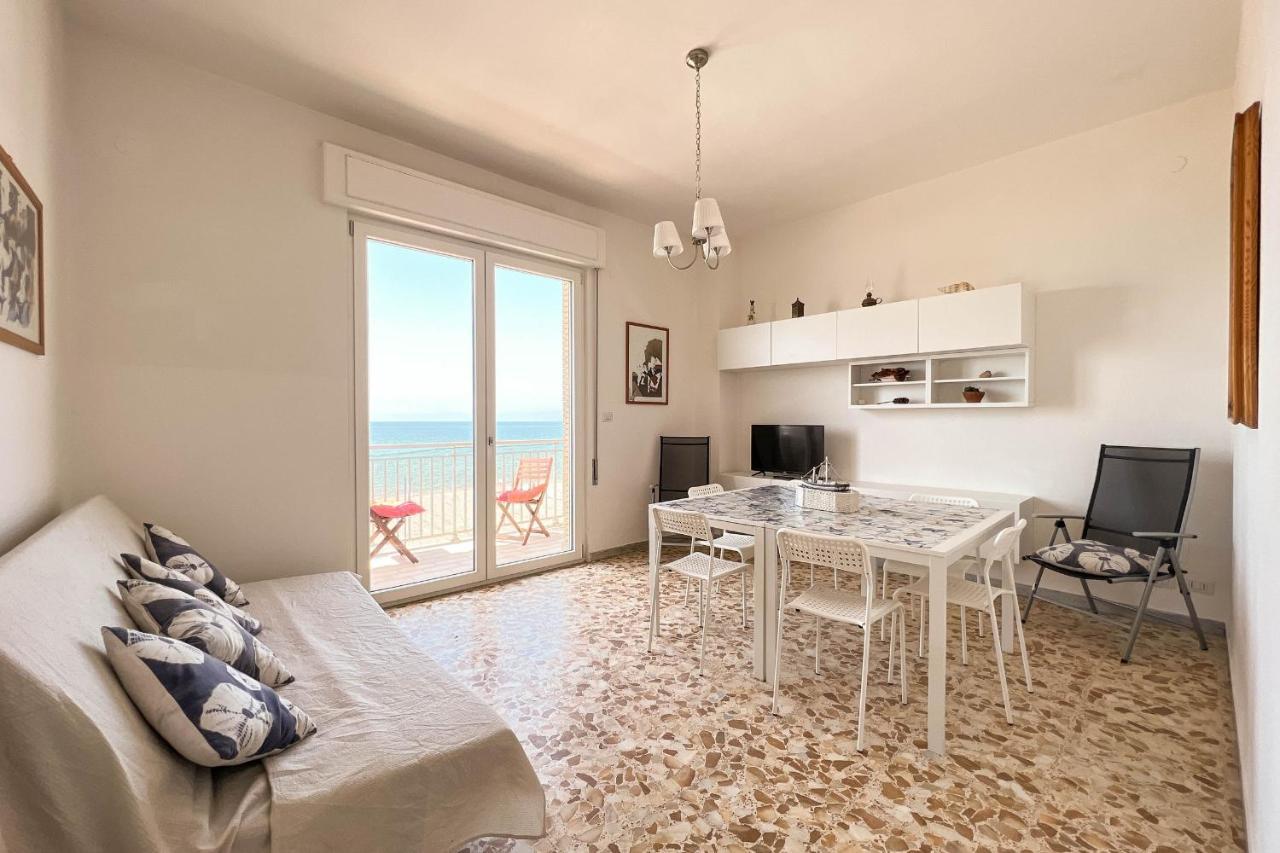 Il Mare In Giardino Apartment Скаури Екстериор снимка