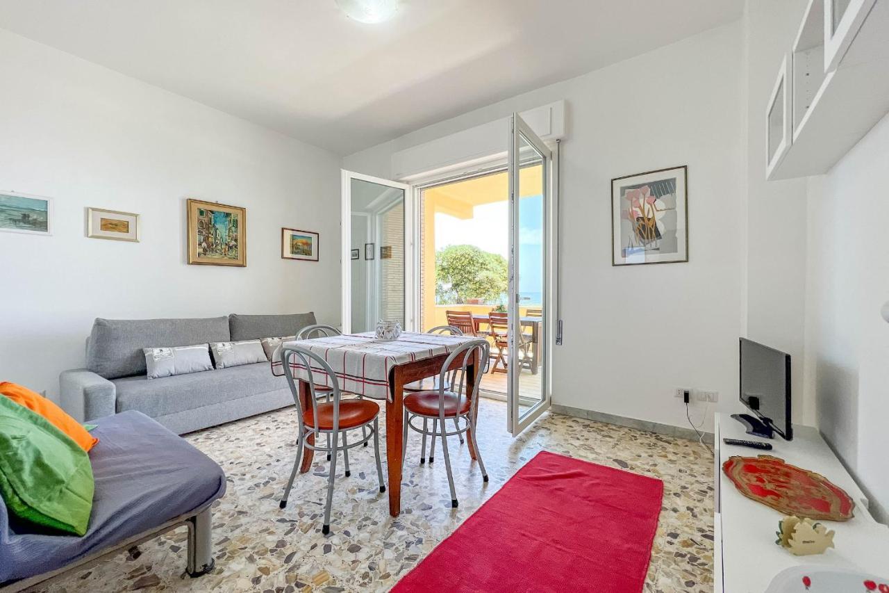 Il Mare In Giardino Apartment Скаури Екстериор снимка
