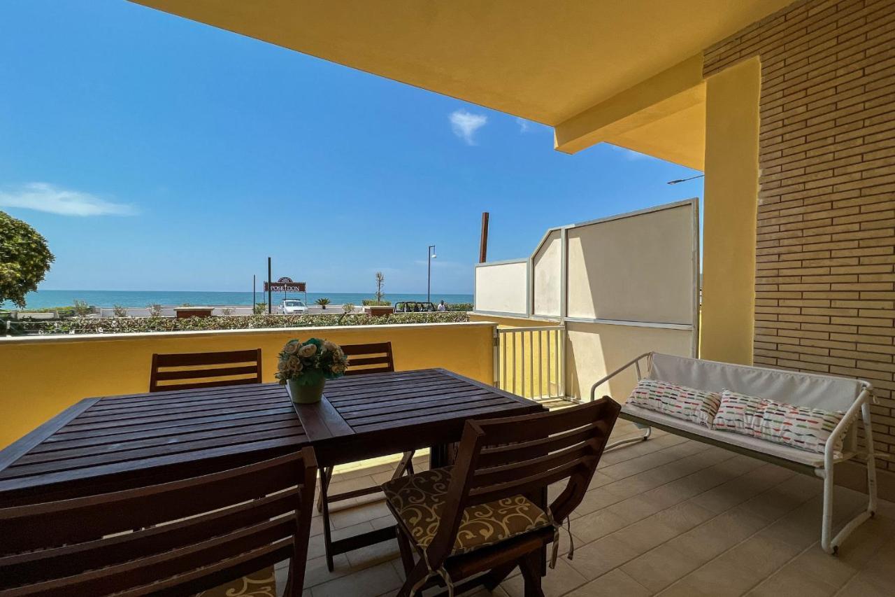 Il Mare In Giardino Apartment Скаури Екстериор снимка