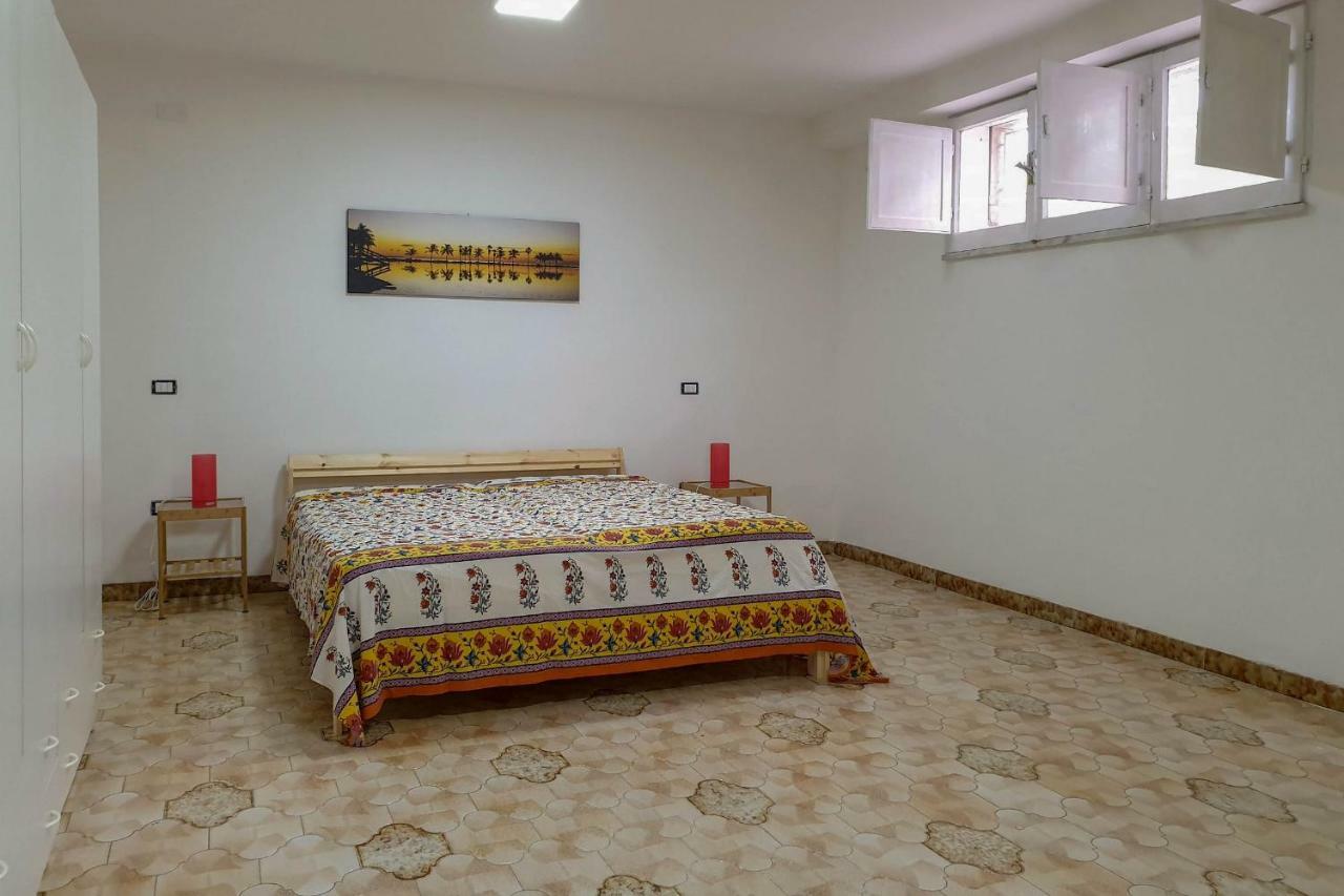 Il Mare In Giardino Apartment Скаури Екстериор снимка